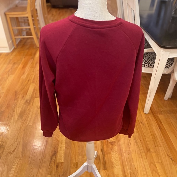 💜 3 for $18 or 5 for $25 Freeze red drink wine and pet my dog sweatshirt - Picture 3 of 7